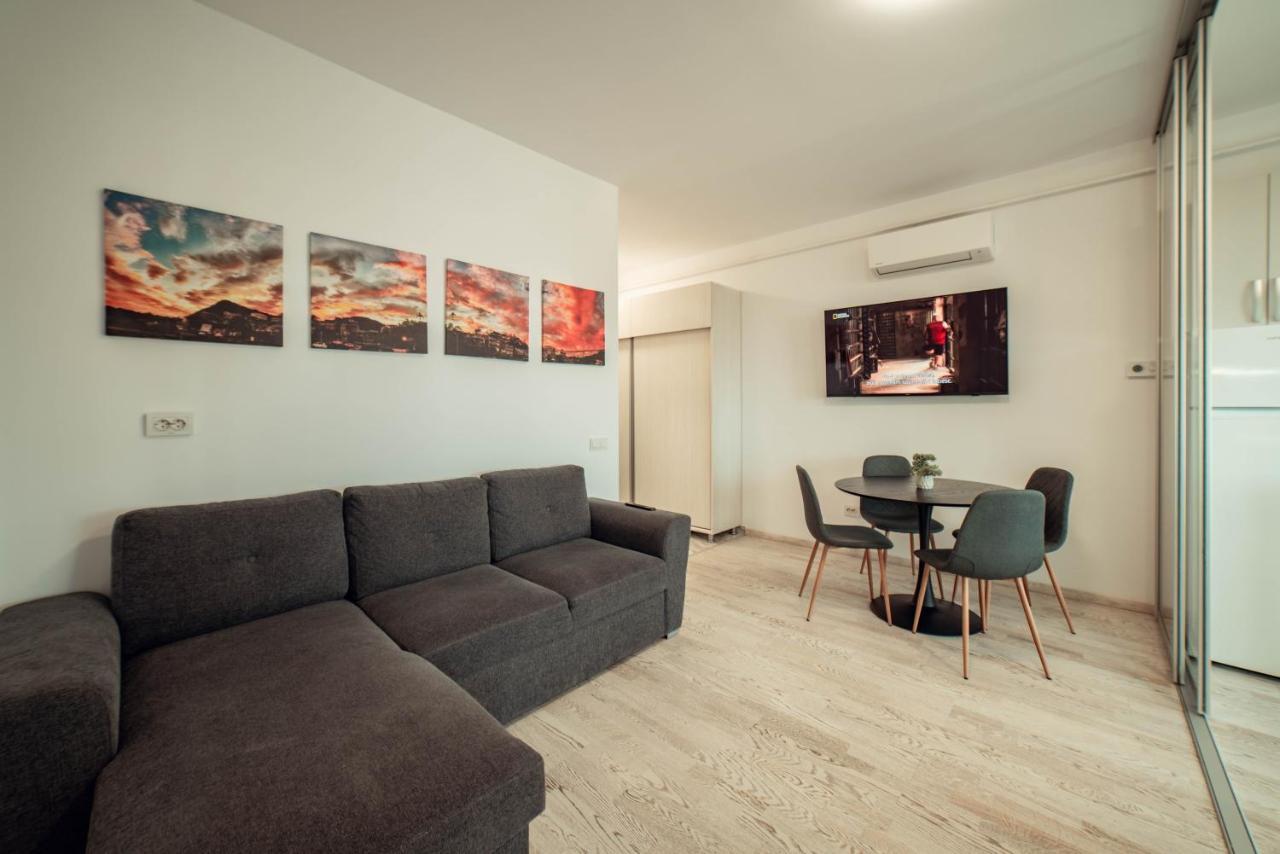 Cozy Aparthotel - Ultracentral Luxury Apartments Iasi Ngoại thất bức ảnh