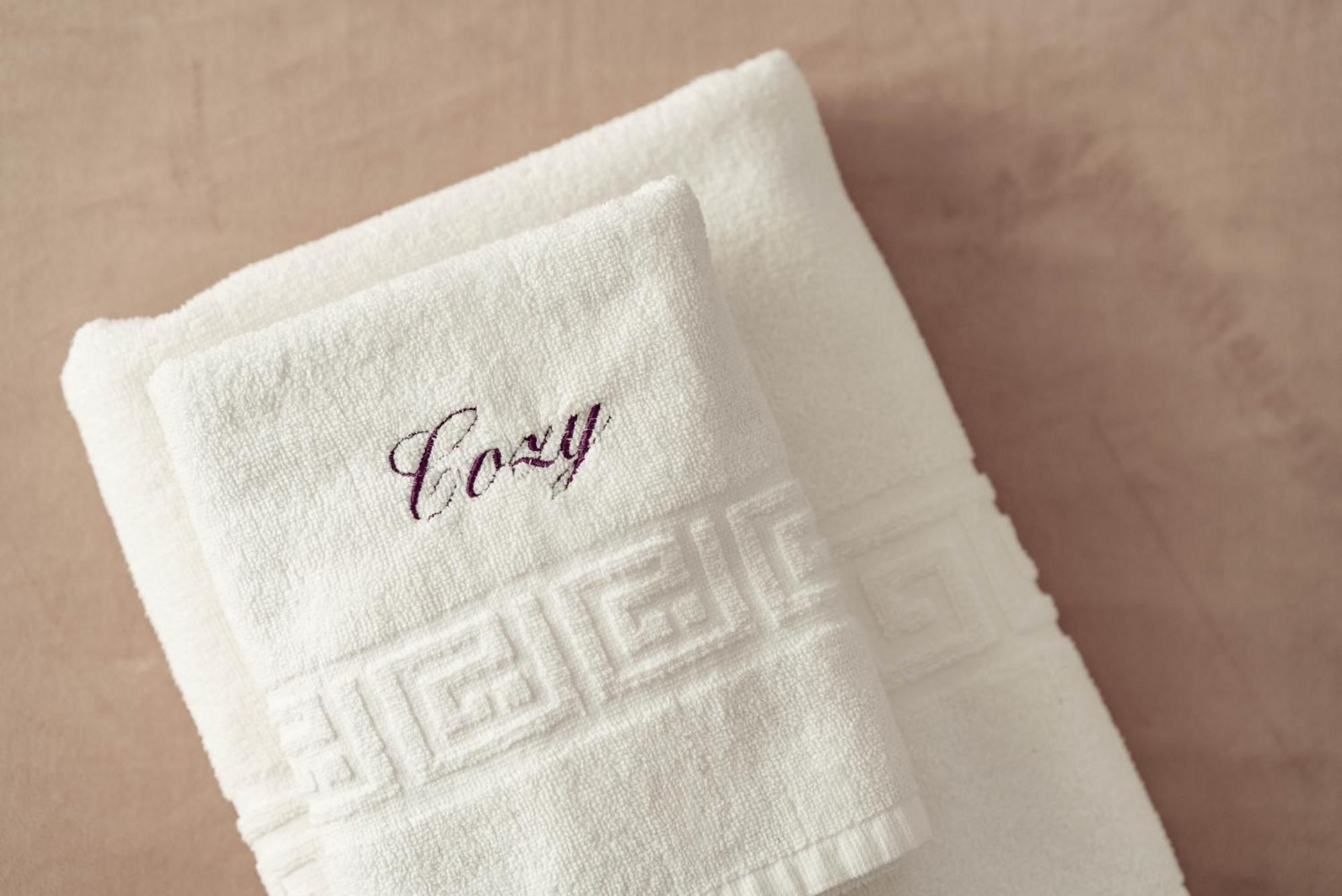 Cozy Aparthotel - Ultracentral Luxury Apartments Iasi Ngoại thất bức ảnh