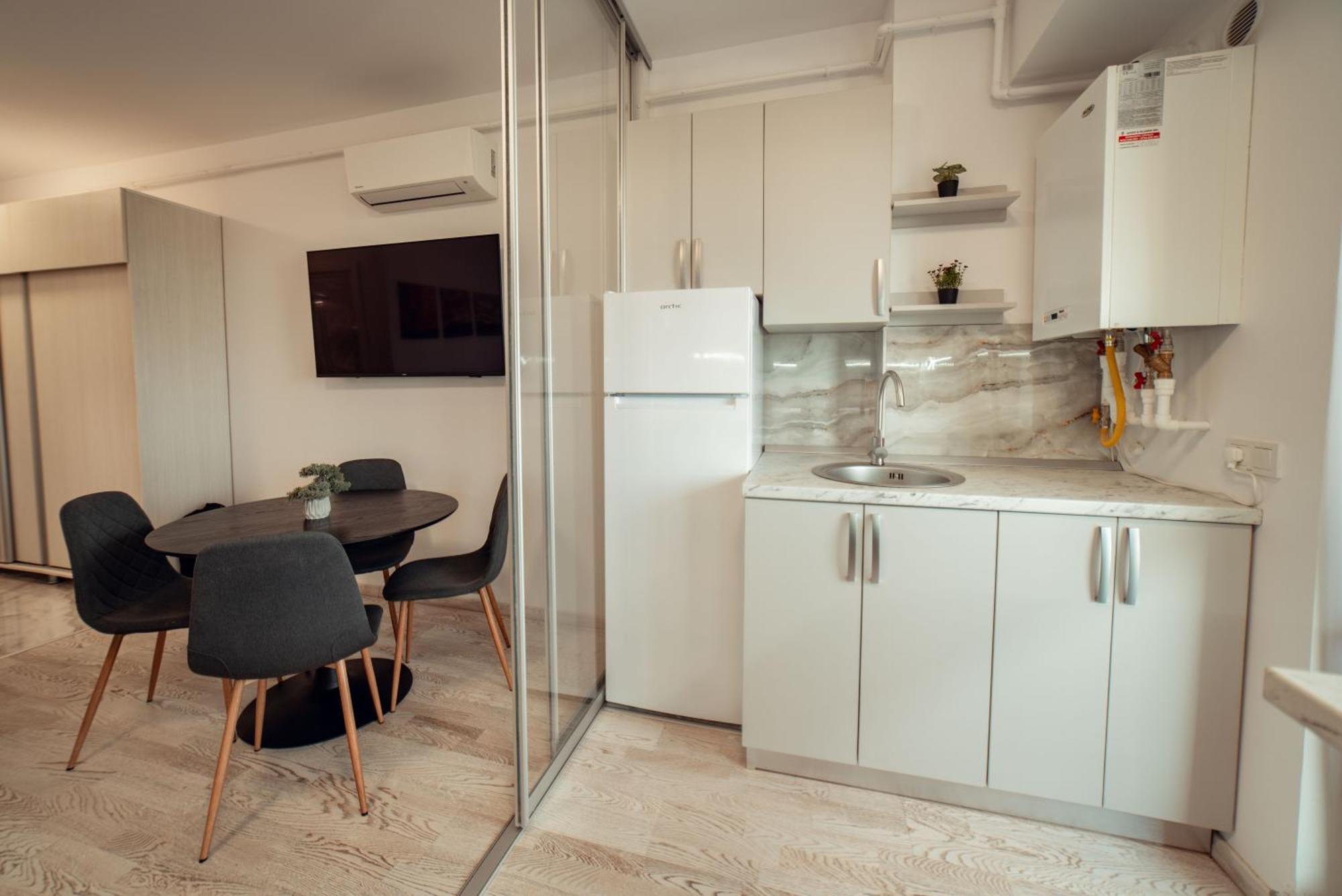 Cozy Aparthotel - Ultracentral Luxury Apartments Iasi Ngoại thất bức ảnh