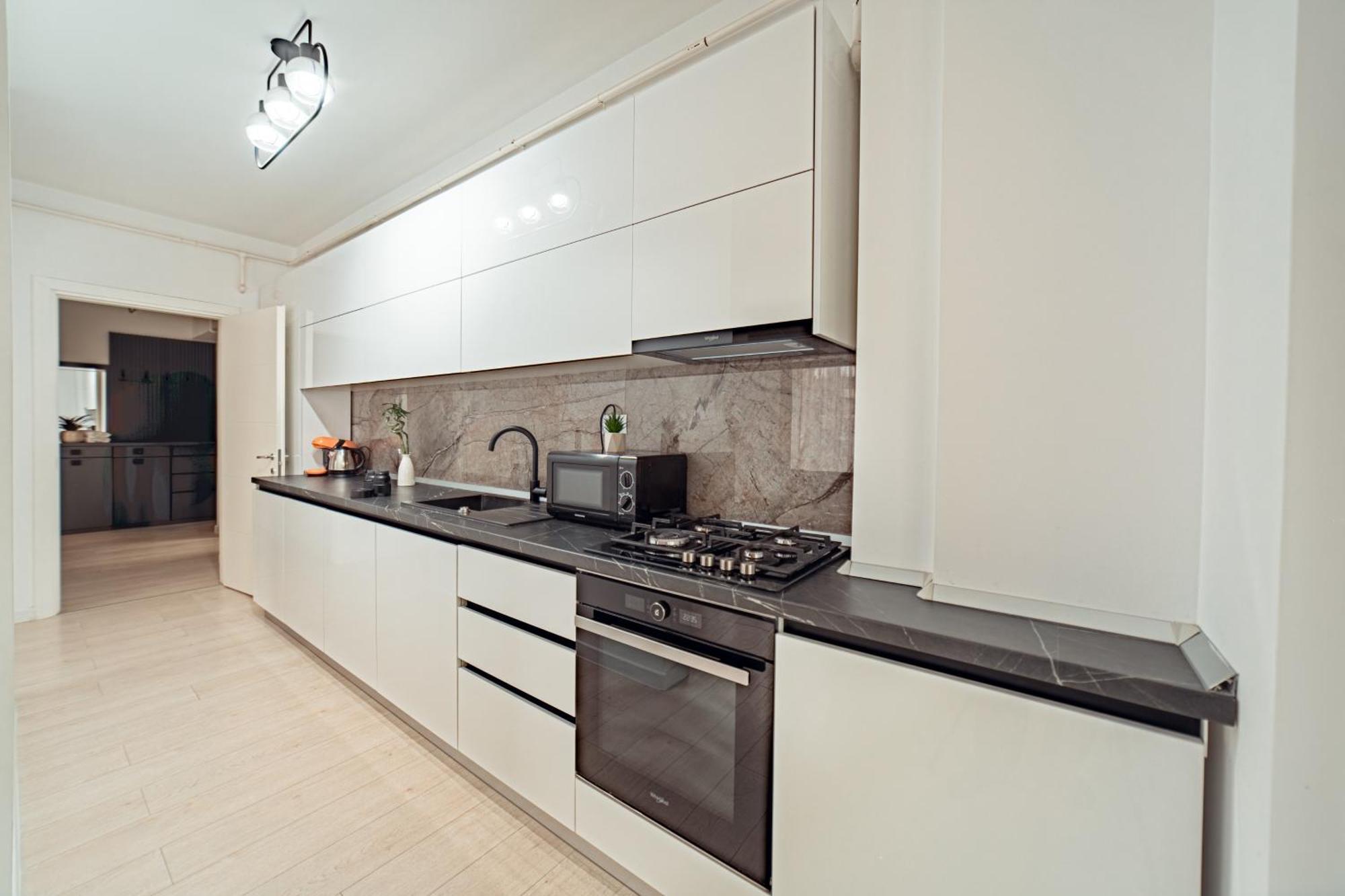 Cozy Aparthotel - Ultracentral Luxury Apartments Iasi Ngoại thất bức ảnh