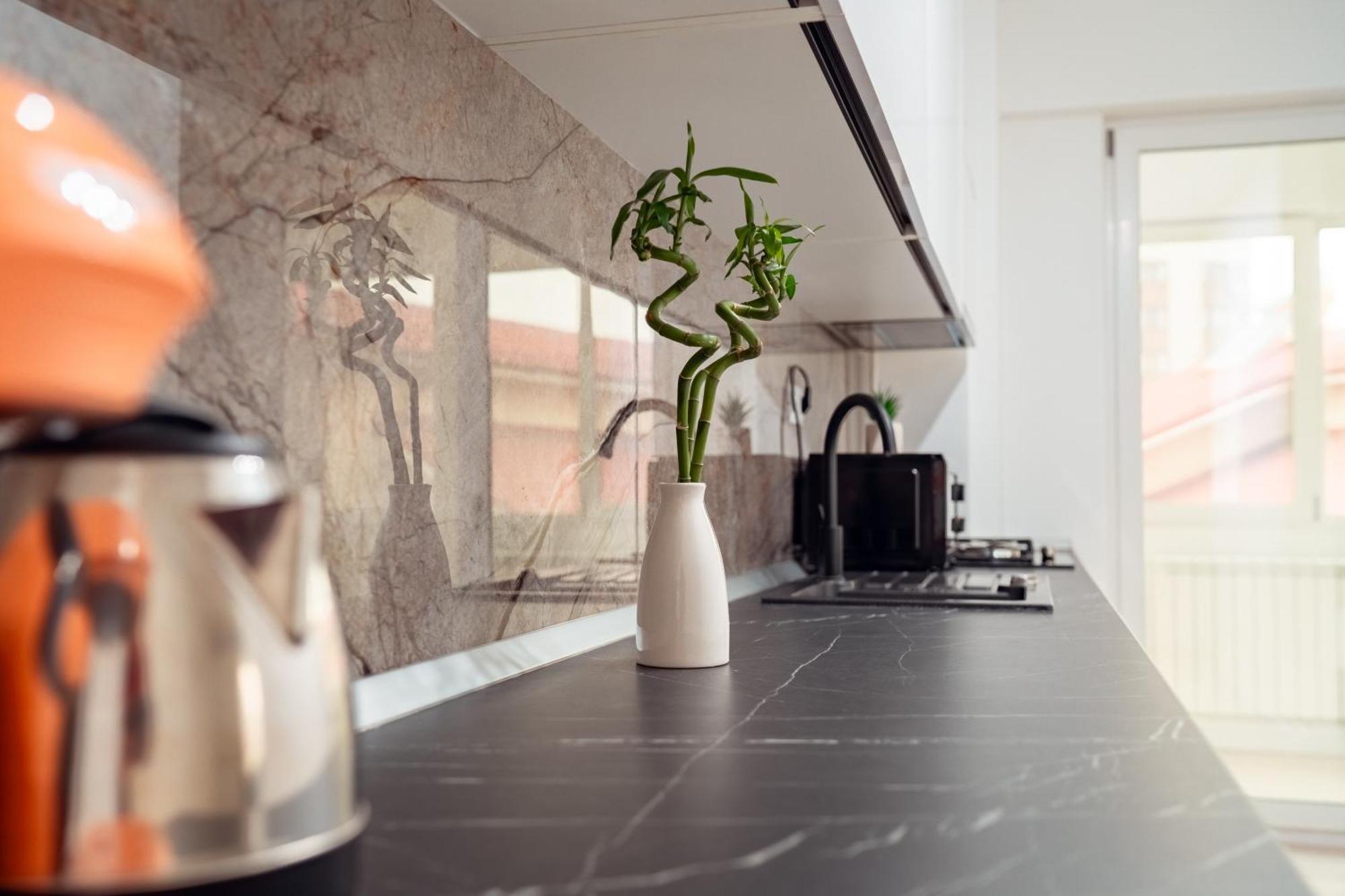 Cozy Aparthotel - Ultracentral Luxury Apartments Iasi Ngoại thất bức ảnh