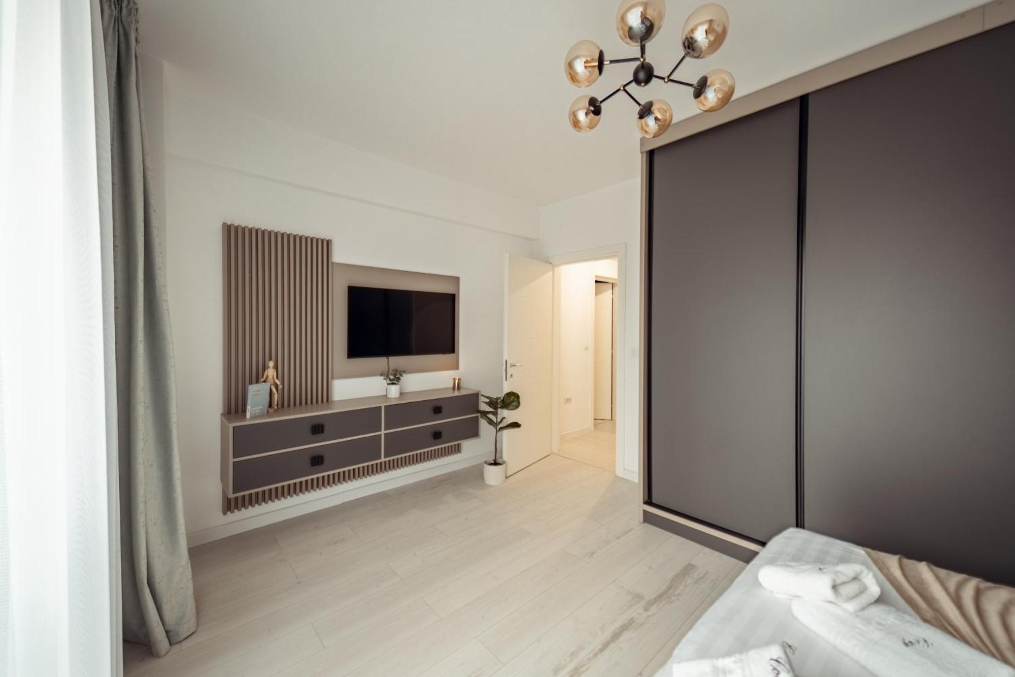 Cozy Aparthotel - Ultracentral Luxury Apartments Iasi Ngoại thất bức ảnh