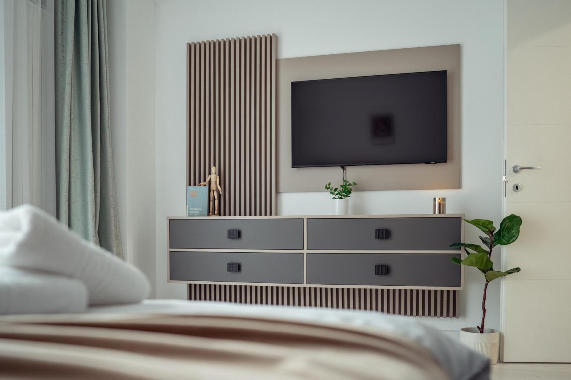 Cozy Aparthotel - Ultracentral Luxury Apartments Iasi Ngoại thất bức ảnh