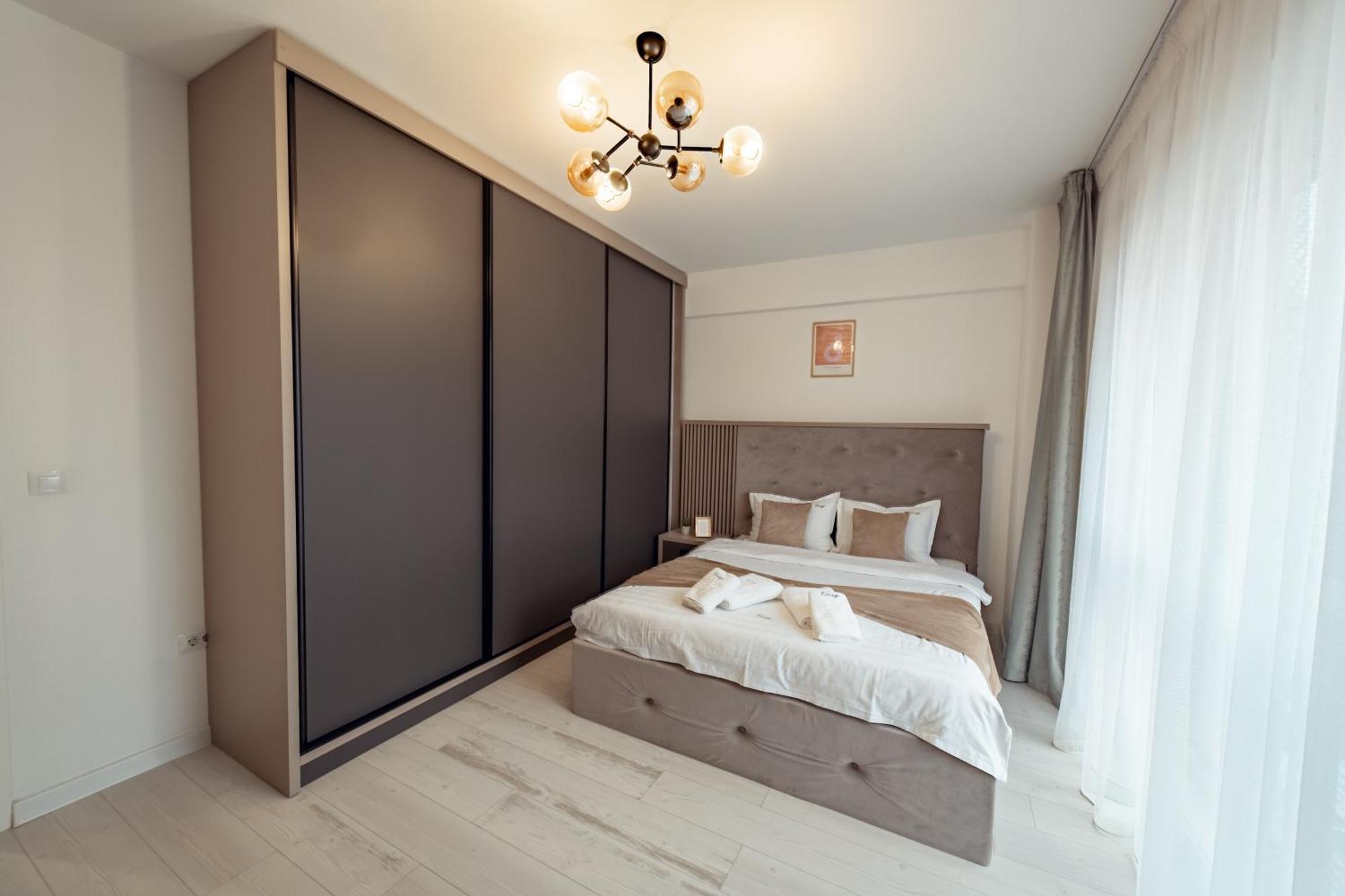 Cozy Aparthotel - Ultracentral Luxury Apartments Iasi Ngoại thất bức ảnh