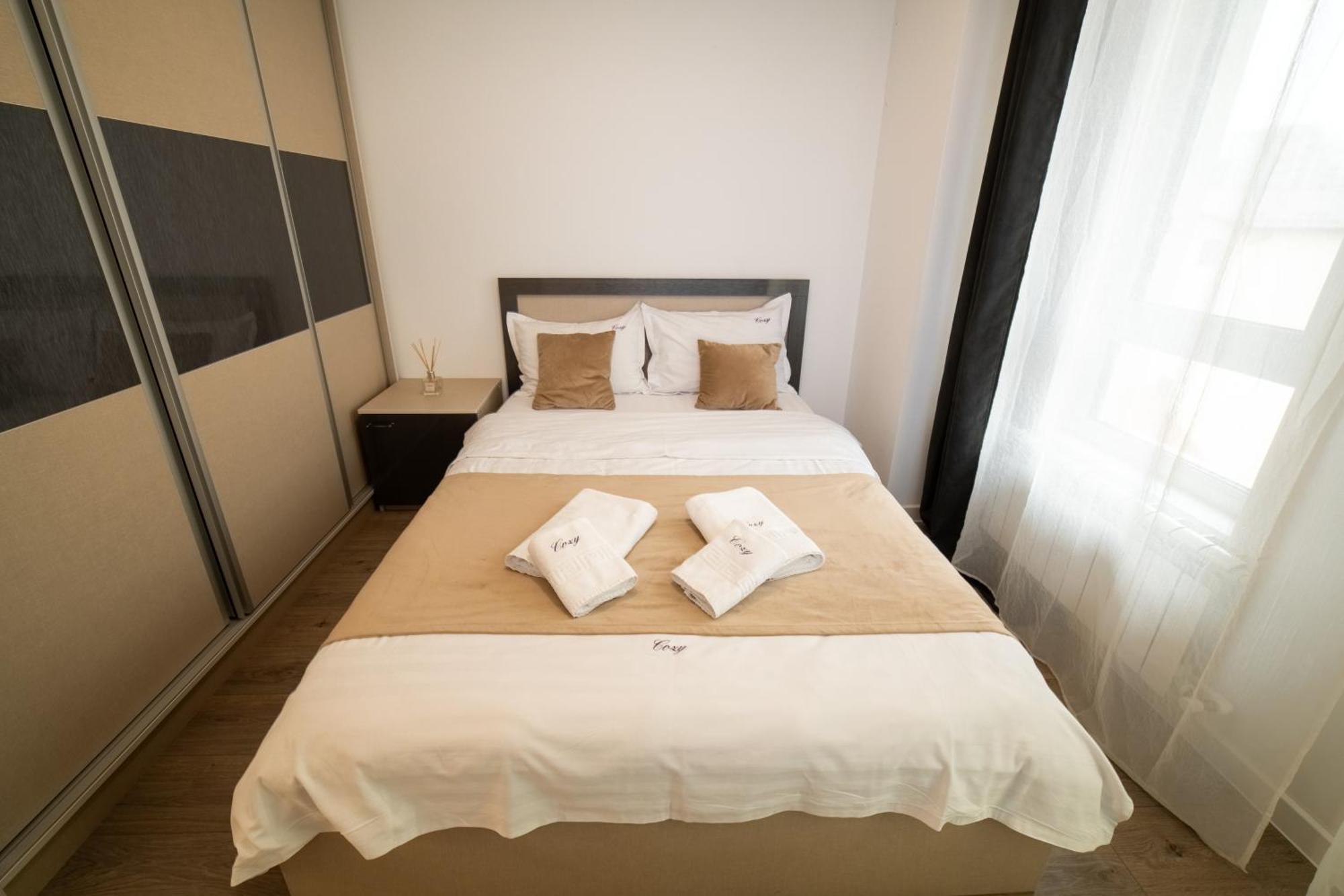 Cozy Aparthotel - Ultracentral Luxury Apartments Iasi Ngoại thất bức ảnh